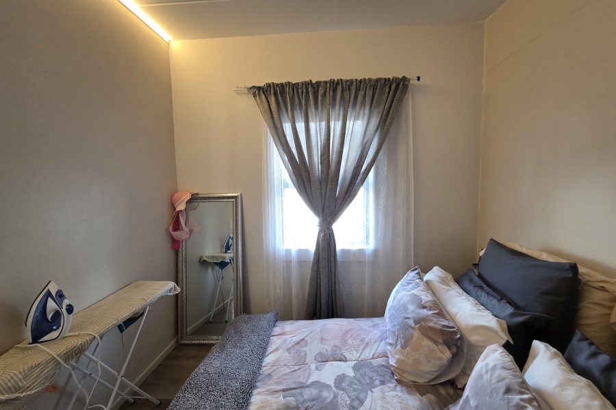 2 Bedroom Property for Sale in Ottery East Western Cape